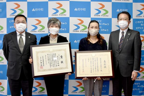 受賞報告記念写真