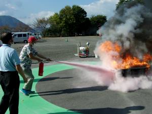 消火訓練の画像です