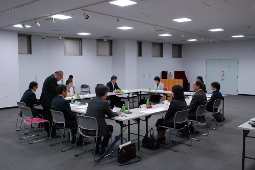 第2回　府中町まち・ひと・しごと創生有識者会議のようす2