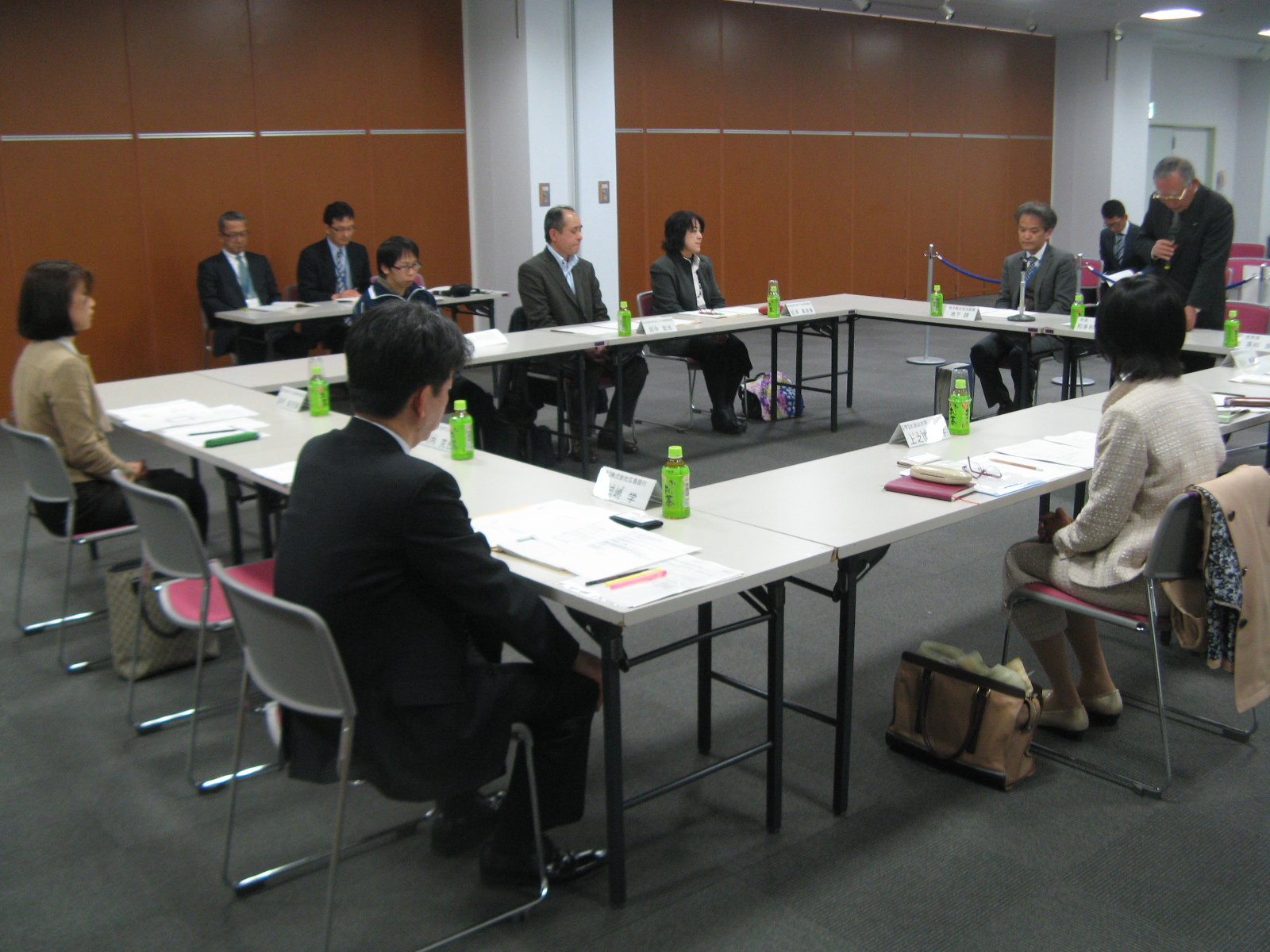 会議の様子２
