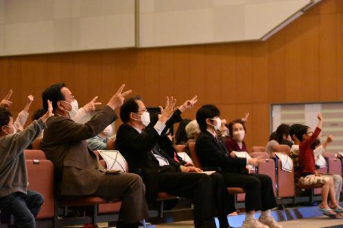 イベントに参加する佐藤町長