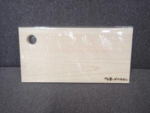 カッティングボード