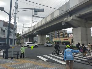 登校指導の様子