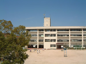 府中東小学校