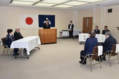 交通安全功労町長表彰式の様子