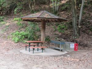 ミズキ広場東屋