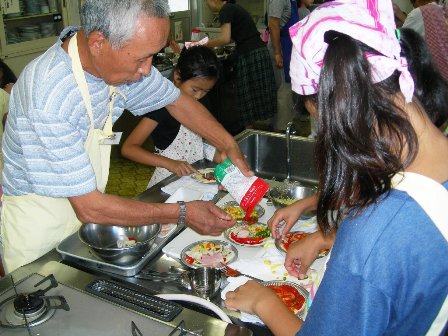 府中公民館活動者ボランティア活動の写真