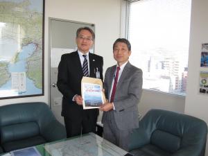 国土交通省中国地方整備局への提案活動写真
