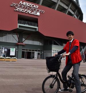 マツダスタジアムへ自転車で行くイメージ画像